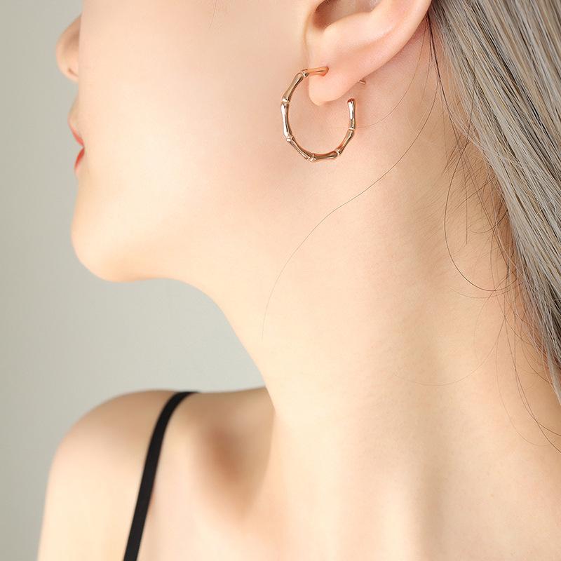 European Niche Bamboo Joint Titanium Steel 18K Gold C-Shaped Earrings F271