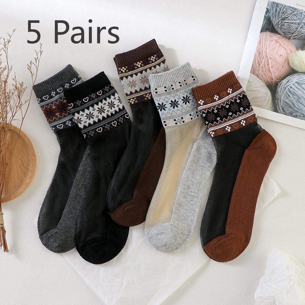 5 Pairs of Ultra-thin Socks with Cotton Soles and Silk Surfaces. The Cuffs Are Loose in Winter To Prevent Fraying. Cartoon Design.