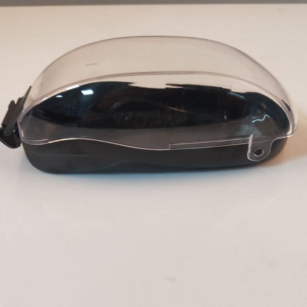 Special box for swimming goggles