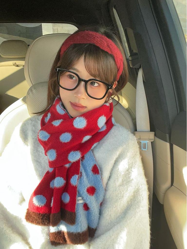 Festive Collection: Red Scarves & Imitation Cashmere Shawls - Cozy Winter Gifts & Soft Neck Warmers