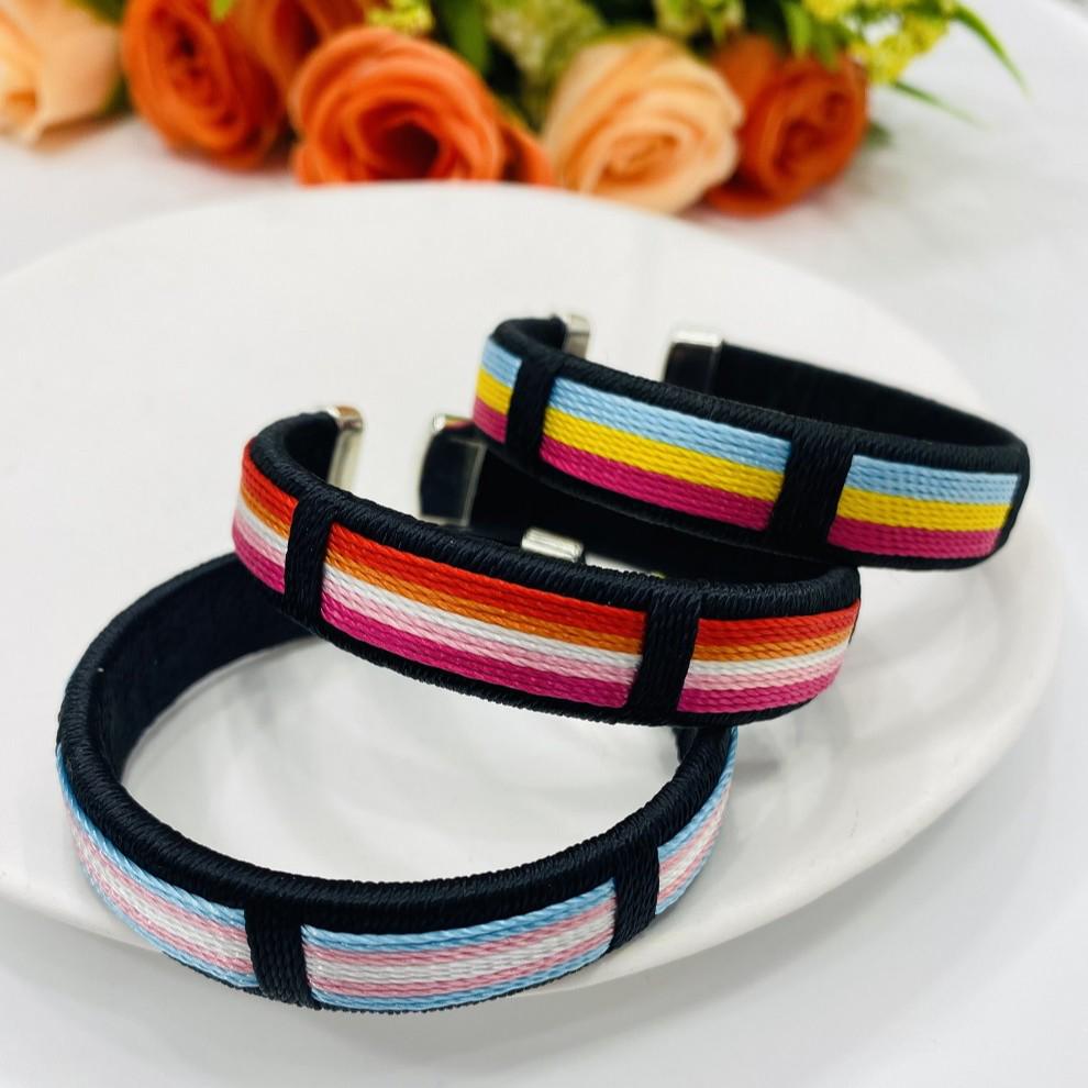 Rainbow LOVE Thread Bracelet - Friendship & Couple Gift