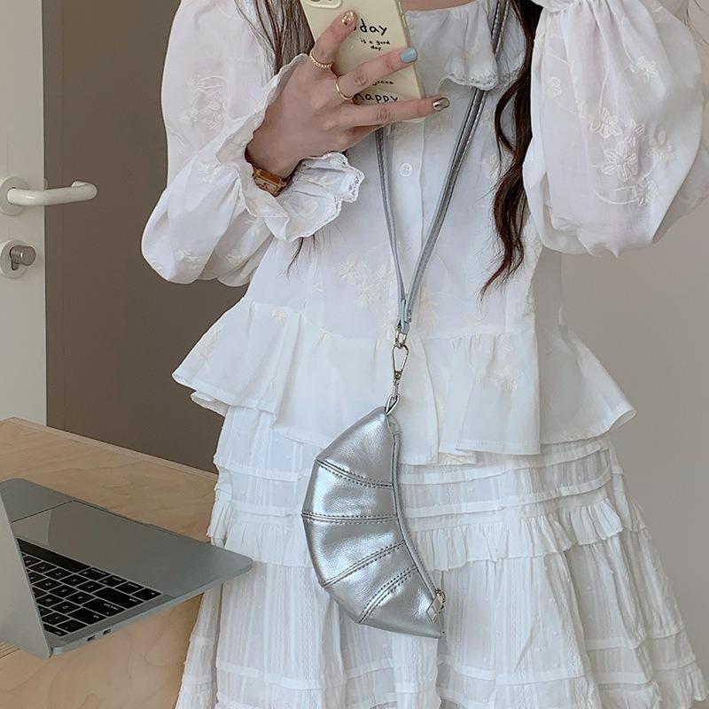 Coin Wallet Cute Croissant Design Niche Mini Concave Crossbody Lipstick Earphones Small Bag