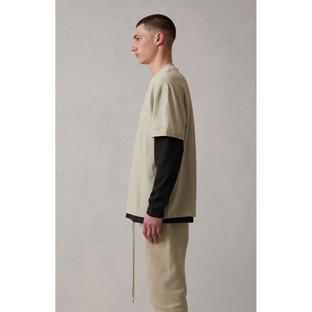 Fear of God Essentials Short Sleeve T-Shirt With Chest Logo Men Tops Wheat FOG-SS22-127