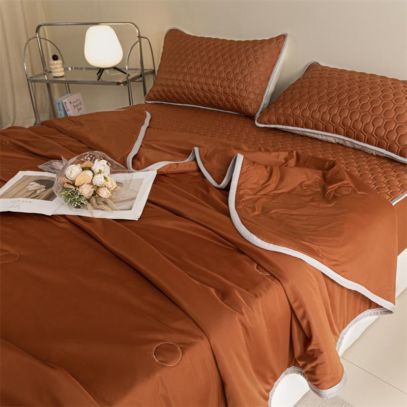 New Solid Color Cool Silk Summer Quilt Soft And Comfortable Air Conditioner Quilt Single Adult Gift Quilt