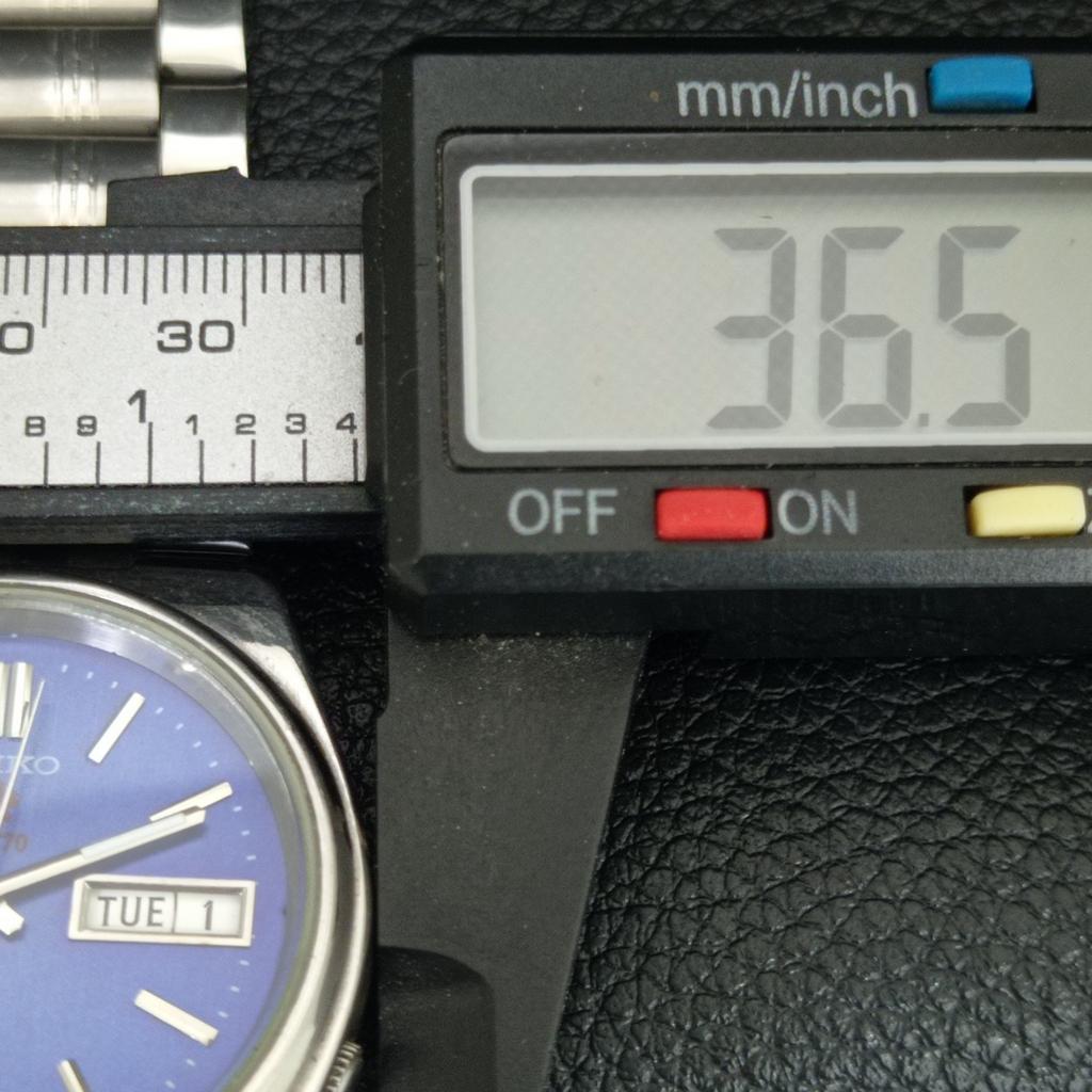 GENUINE VINTAGE SEIKO EXPO 70 AUTOMATIC JAPAN MENS BLUE DIAL WATCH A708782-1