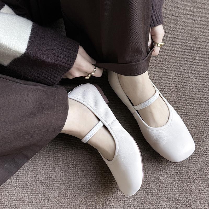 Fashion 2025 New Spring Women Flats Round Toe Chunky Heel Genuine Leather Women Shoes Shallow Soft Buckle Strap Mary Janes Ladies Shoes