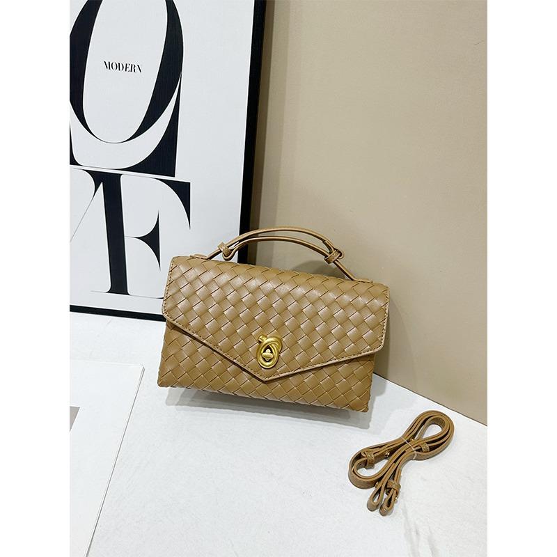 

New woven bag envelope retro briefcase shoulder portable messenger women s bag 24 * 8 * 15CM (ordinary without words) хаки