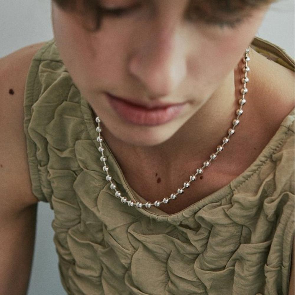 Verte Grand Corde Necklace   925 Silver un.Silver.209