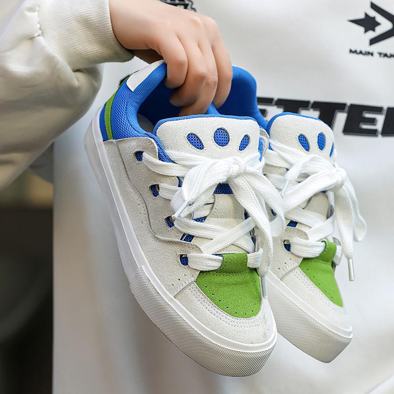 Fashion Board shoes men 2025 retro skateboard shoes men Korean version trendy shoes Four season couple casual sports shoes versatile