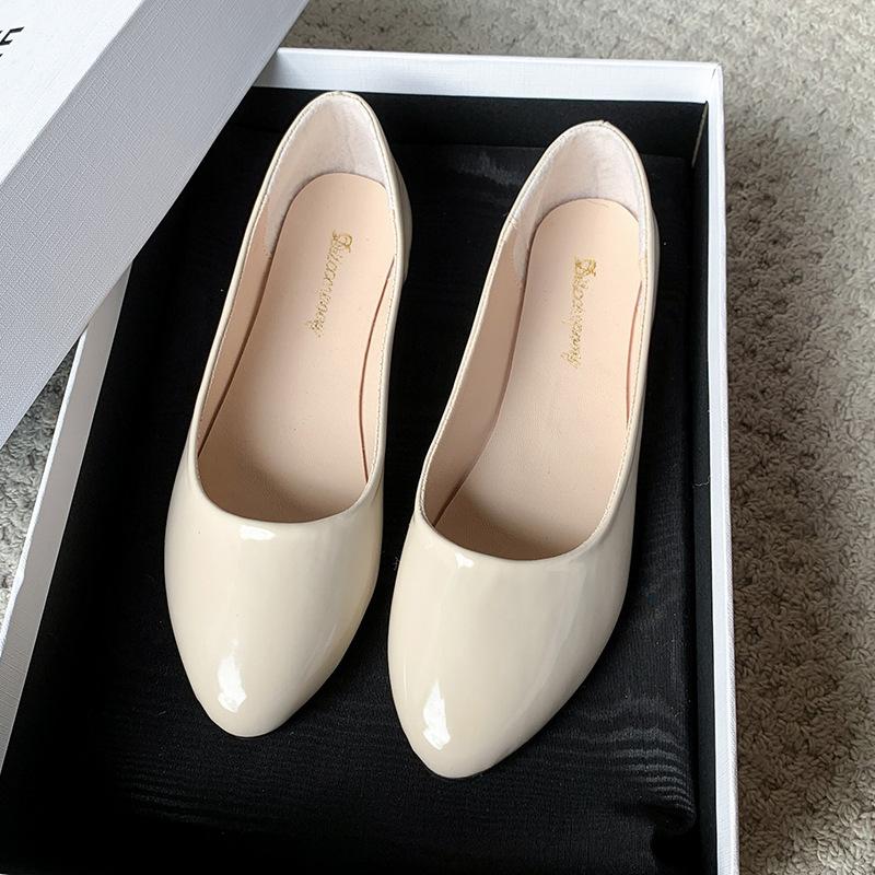 Large size thick heel single shoes women's spring new round head flat shoes women's one-pedal black single shoes women