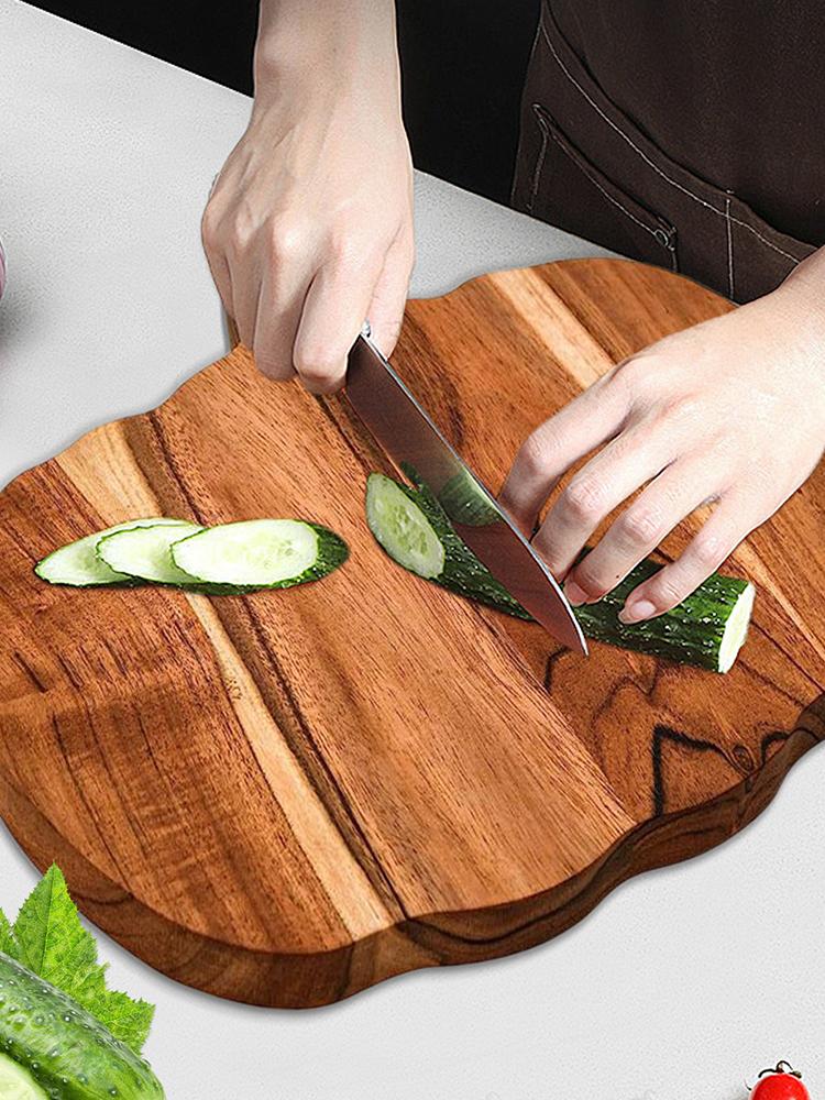 Halloween Kitchen Decoration Chopping Board Wooden Pumpkin Shaped Cutting Board With Handle For Chopping Meat Vegetable