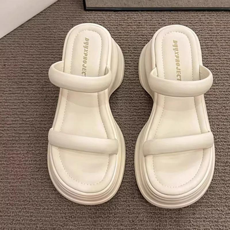 High sense of advanced heightened thick-soled cool slippers women wear small sandals in summer casual beach shoes wedge heel one-word drag
