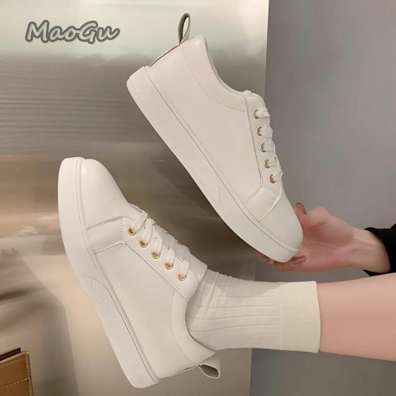 Fashion Sneakers Women's Autumn New Breathable White Shoes Versatile Casual Sports Sneakers Black Comfortable Walking Shoes