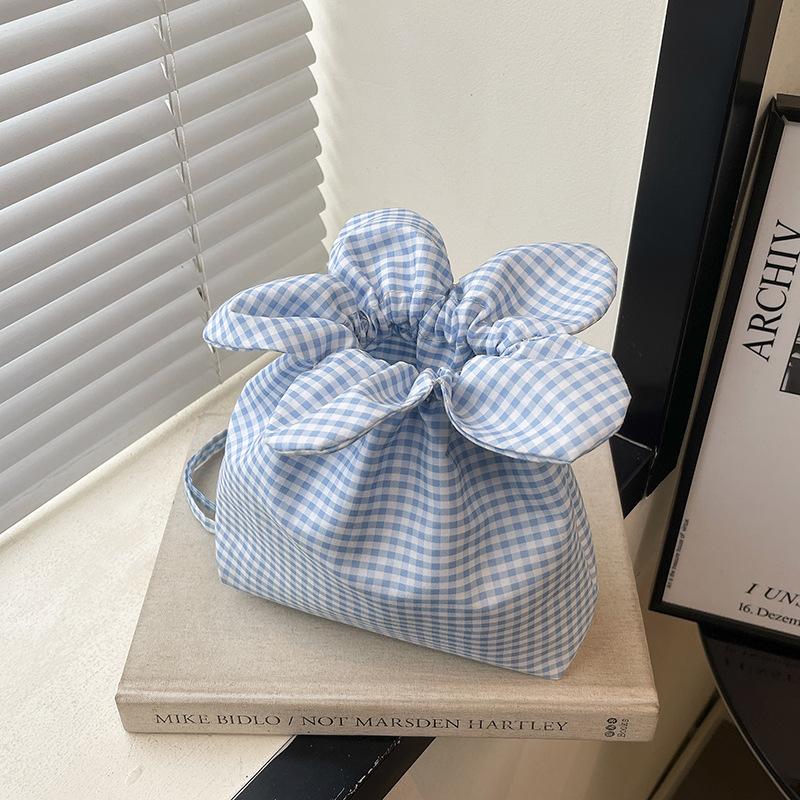 

Fresh and versatile plaid printing summer new bucket bag women s leisure personality simple commuting fashion messenger bag синий