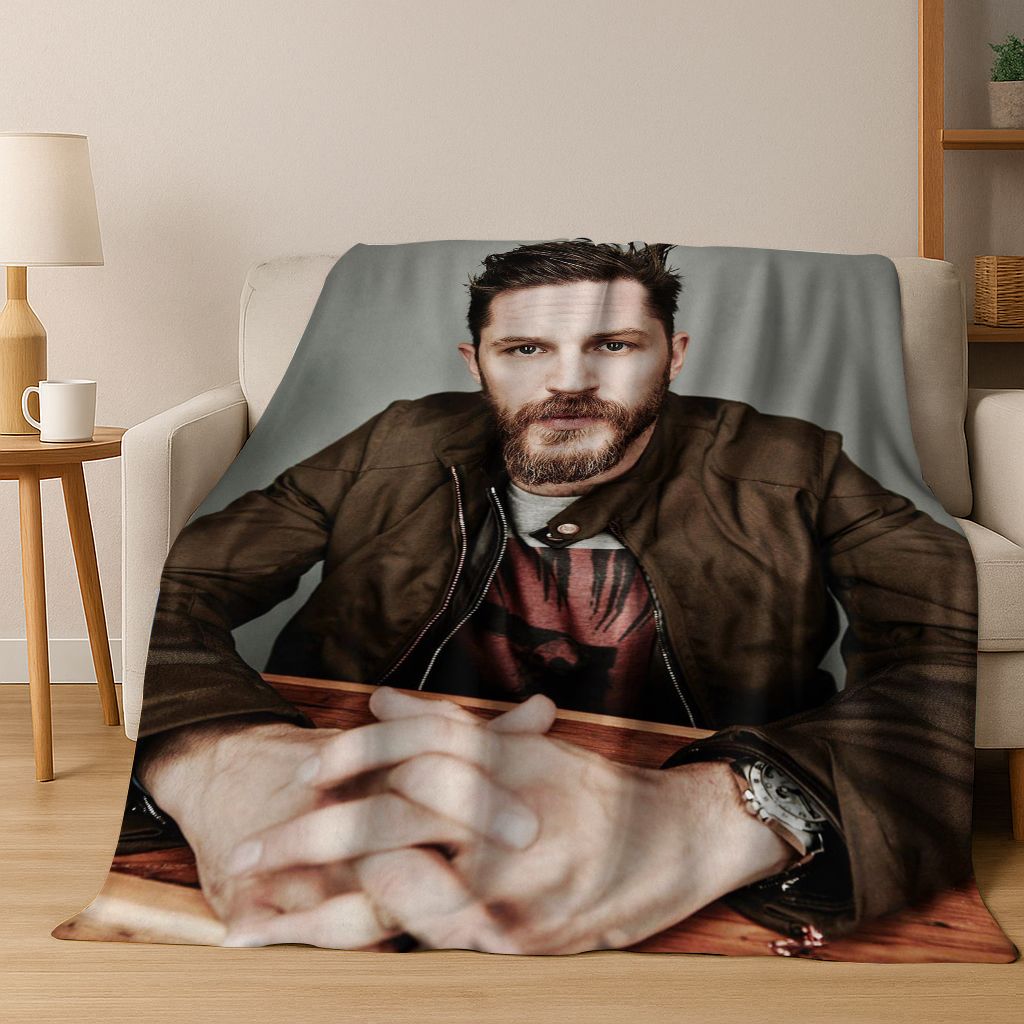 

3D Плед с изображением Тома Харди, Актер, Звезда, Фланелевое одеяло, Уютный мягкий плед для дома, Спальни, Кровати, Дивана, Пикника, Офиса, Покрытие, Подарок для детей 75x90cm