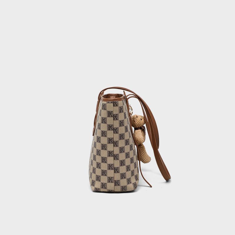 Tote Bag Women's New Style Women's Bag Shoulder Bag Retro Large Capacity Handheld Commuting Bag