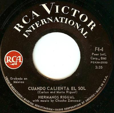 7inch Record LOS HERMANOS RIGUAL - Cuando Calienta El Sol F44 RCA Victor Inte 1963 US Latin Used