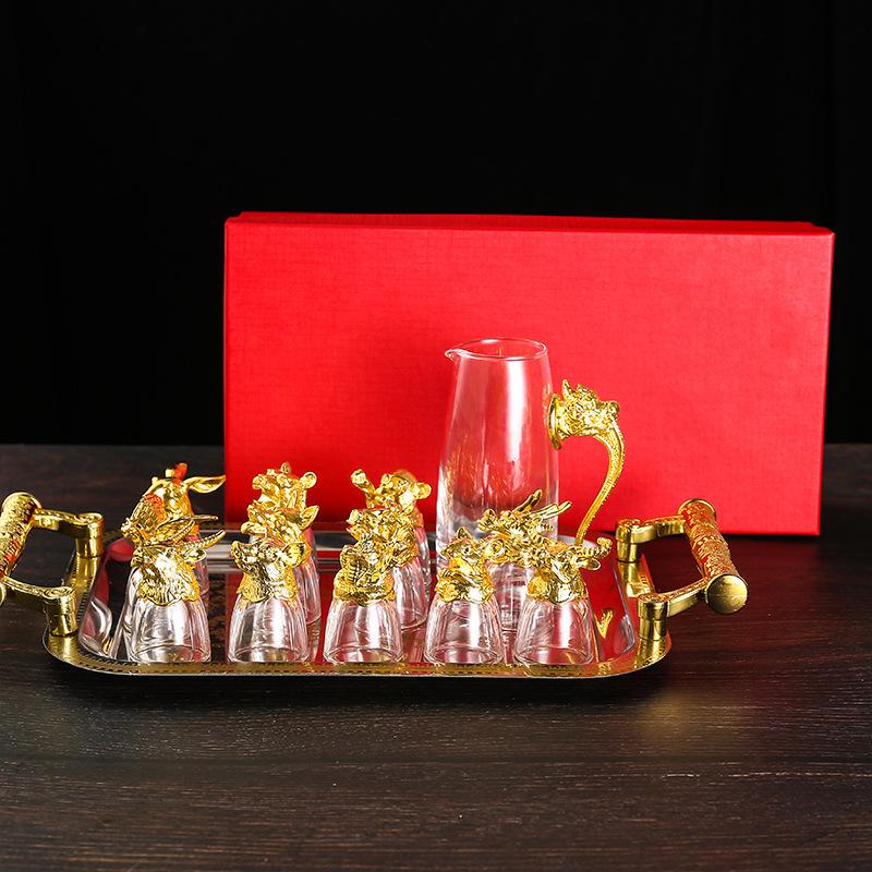 Zodiac Crystal Baijiu Shot Glass & Decanter Gift Set