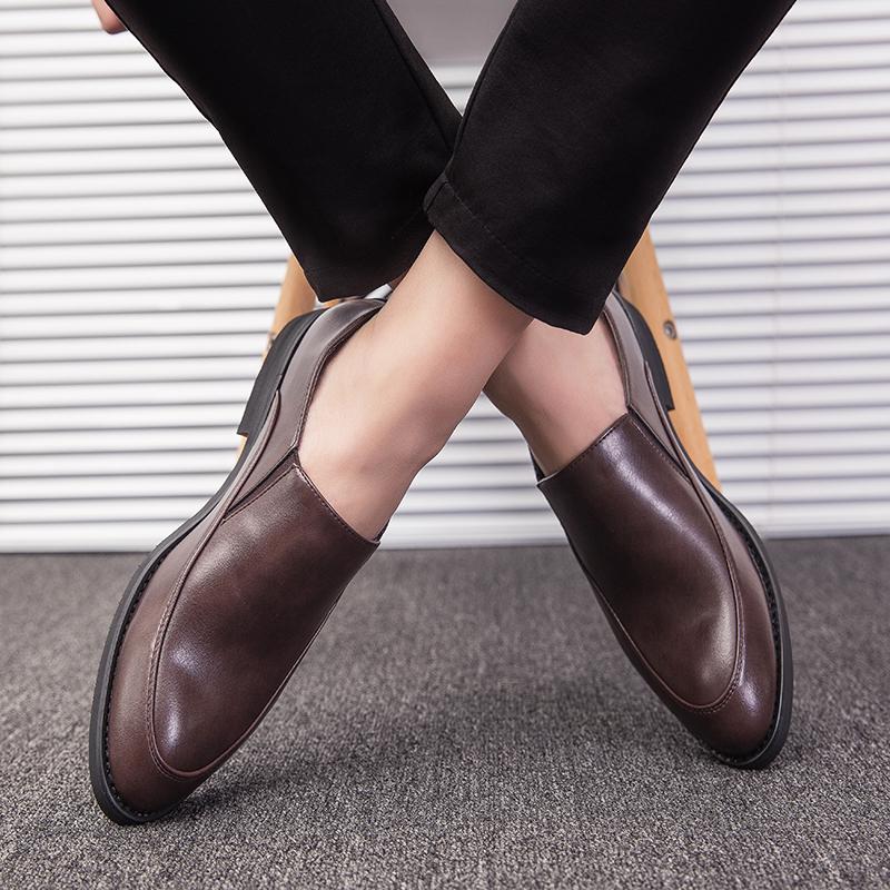 High-Quality Men Solid-Color Leather Loafers Pointed-Toe Comfortable Formal Business Office Shoe Fashionable Wedding Party Shoes
