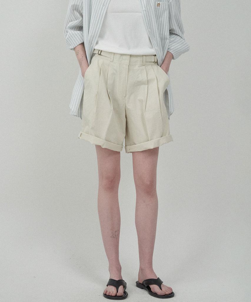 MOTT Cotton Buckle Shorts - Ivory