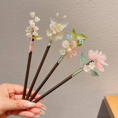 Épingle à cheveux de style ancien de luxe léger, élégante vintage, bâton à cheveux chinois pour femmes, fait à la main, exquise, avec pampille de fleurs