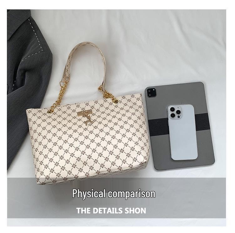 2024 Spring Retro Texture Chain Shoulder Bag for Women