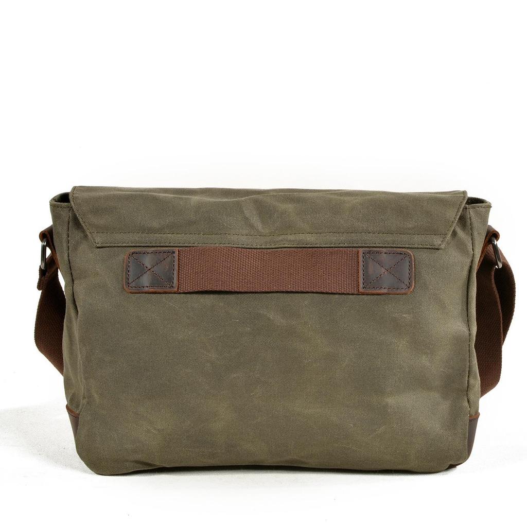 Mukawa Men's Water-Repellent Canvas Crossbody Messenger Bag - Retro Sports Shoulder Bag