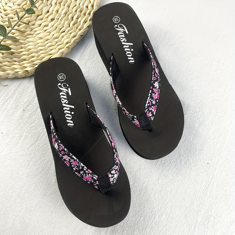 Flip-flops Ladies Casual Sandals And Slippers Women's Clip-on Beach Shoes Comfortable Flat-heeled Sandals