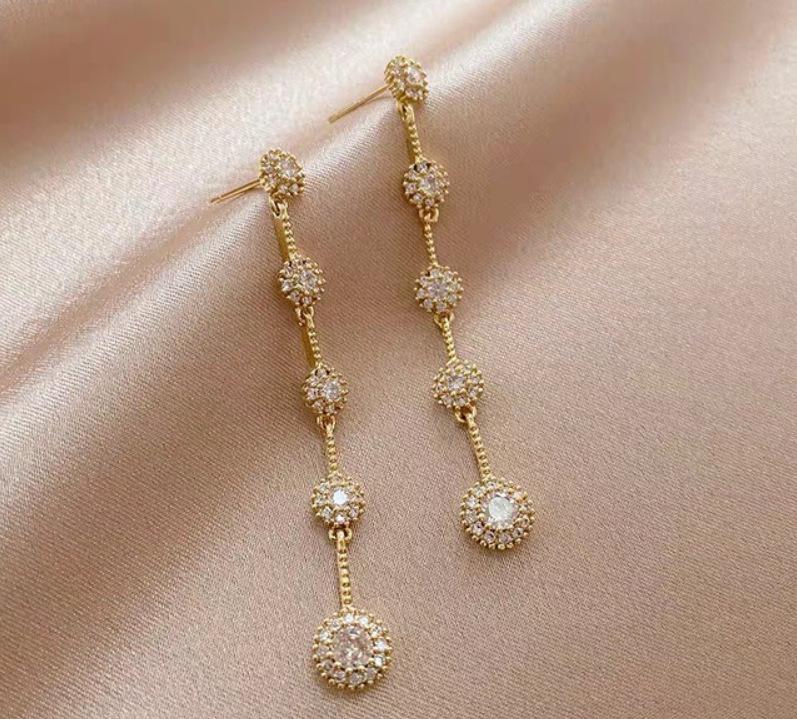 Accessories for Women Long Tassel Threader Earrings for Women Wave Shaped Simple Long Chain Earring Wedding Party Zircon Gift