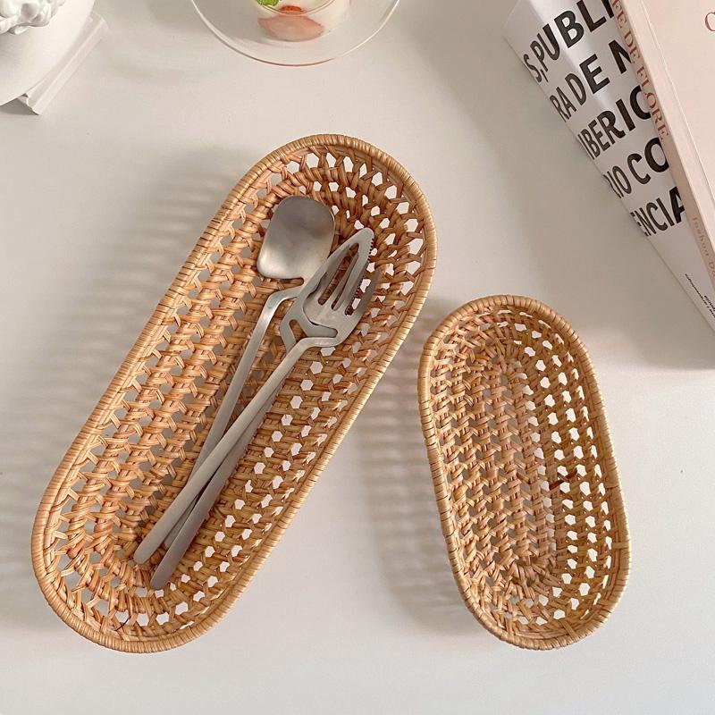 Natural Rattan Tray Wicker Bread Basket Handmade Storage Baskets for Fruit Dessert Display Decorative Serving Tray Home Decor