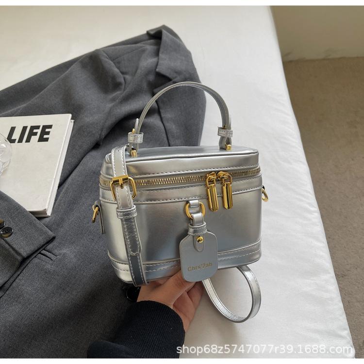 Retro box portable bucket bag women's 2025 new fashion and leisure high-end single shoulder messenger bag hand bag tide