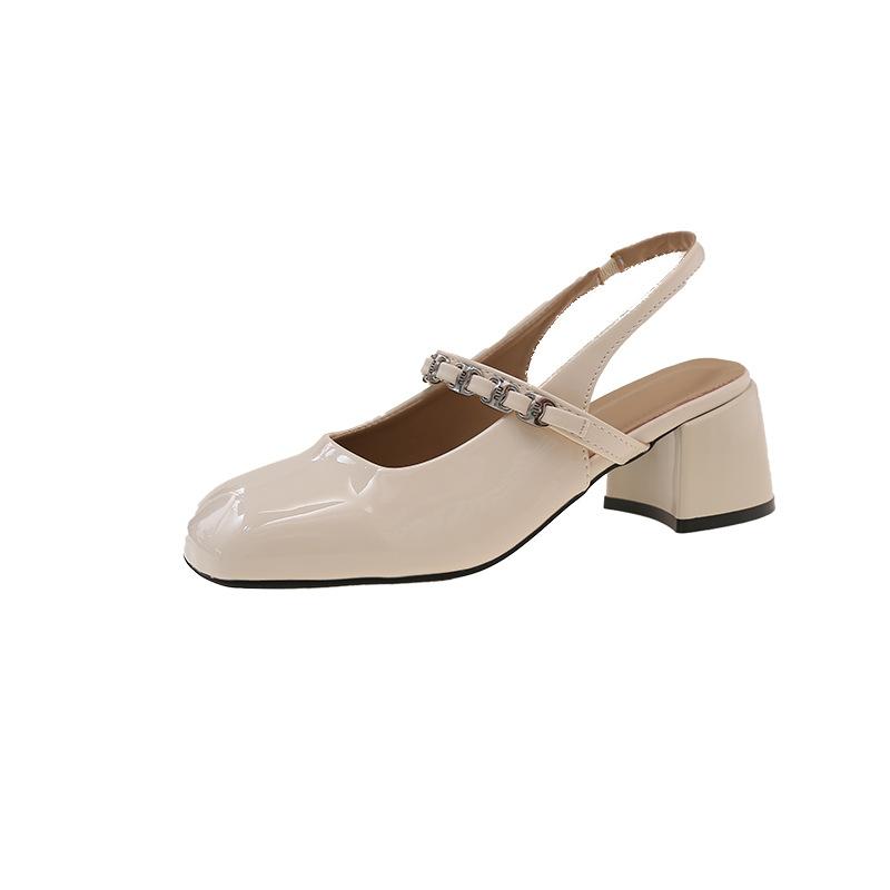 

French fairy style thick heel sandals female one-word buckle bag head summer 2025 new model with Internet celebrity patent leather ma 40