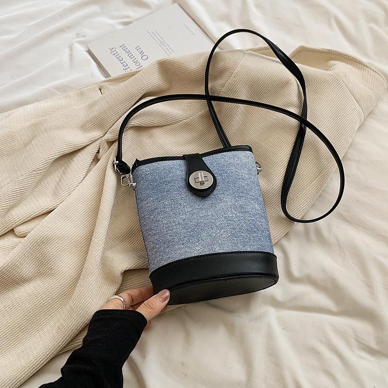 Simple Casual Bucket Bag Women's 2025 New Trendy Denim Splicing Shoulder Bag Niche Fashion Women's Bag