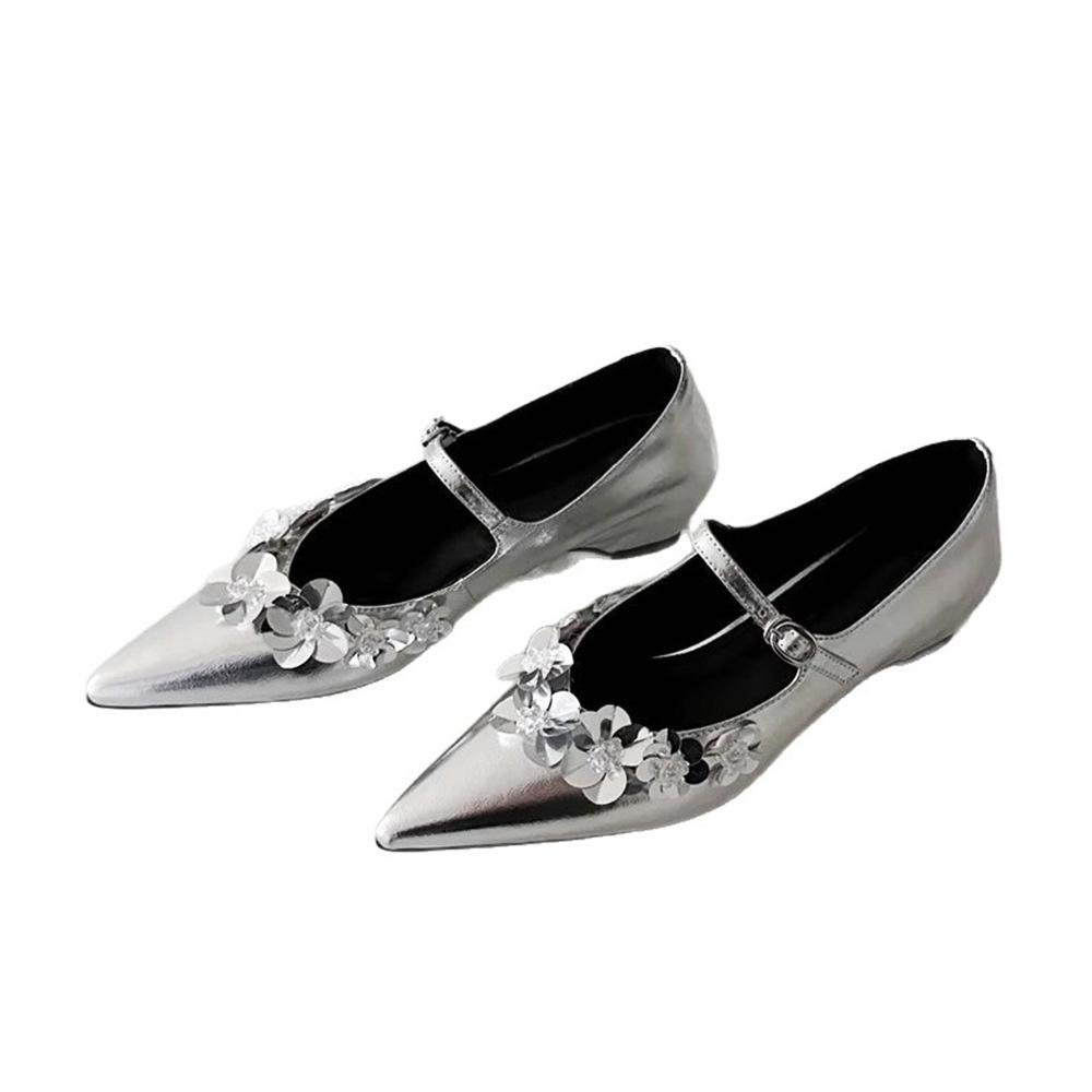 Japanese pointed flower flat shoes sequined new cold smoke one-word buckle Mary Jane ladyshoes