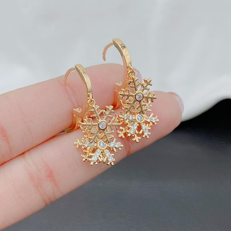 Christmas Lady Earrings Fashion Casual Delicate Elegant Alloy Earrings Gift