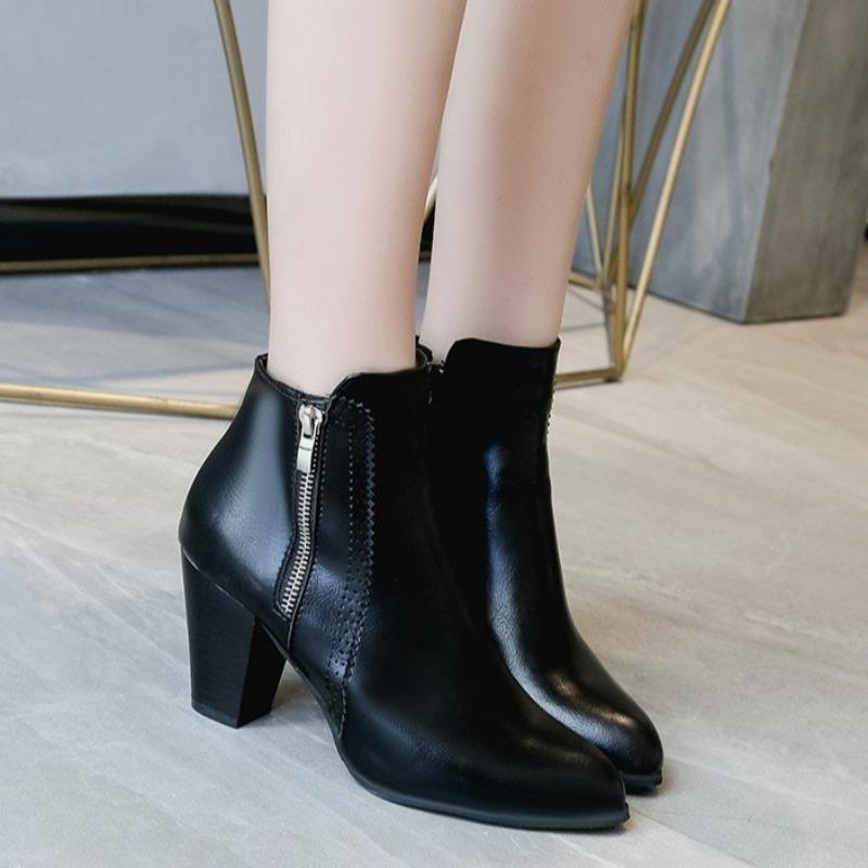 Kurzstiefel für Damen Oberste Schicht Rindsleder Britisch Retro Handgefertigt Chelsea Damenstiefel Schwarz Dicker Absatz Plateau Seitlicher Reißverschluss Stiefel