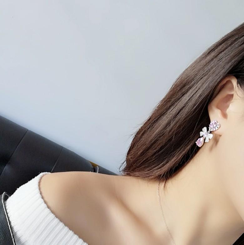 2024 New Korean Fashion Wild Micro-inlaid Zircon Ladies Earrings Heart-shaped Earrings Bow Drop Earrings Female Party Jewelry