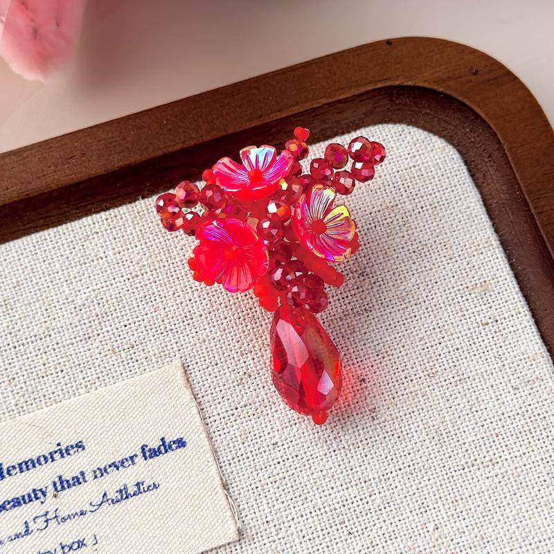Sparkling Red Beaded Crystal Flower Shoe Clips Elegant Shoe Decor for Sandals Jelly Shoes Banquet Gift Choice