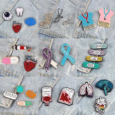 2-4 Stück/Set Kreative Medizinische Anstecknadeln Nadel Stethoskop Herz Organ Brosche für Krankenschwester Arzt Tasche Reversabzeichen Schmuck Geschenke Großhandel