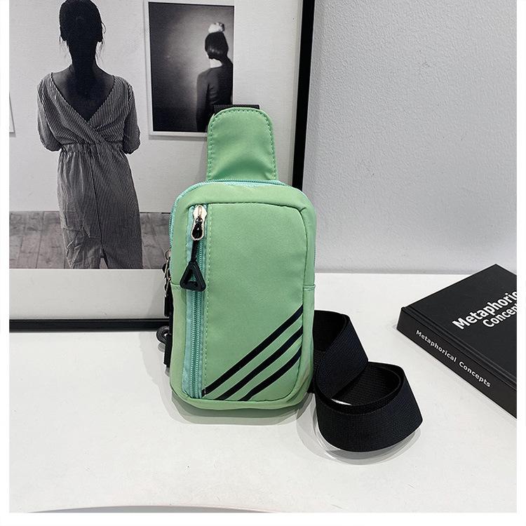 Casual Sports Messenger Bag Lightweight And Simple Shoulder Mobile Phone Bag Fashion Niche Personality Versatile Chest Bag