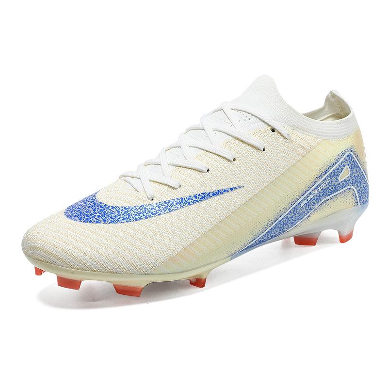 Seamless fly-woven football shoes men's low-top youth long nails broken nails training sports shoes 2025 retail