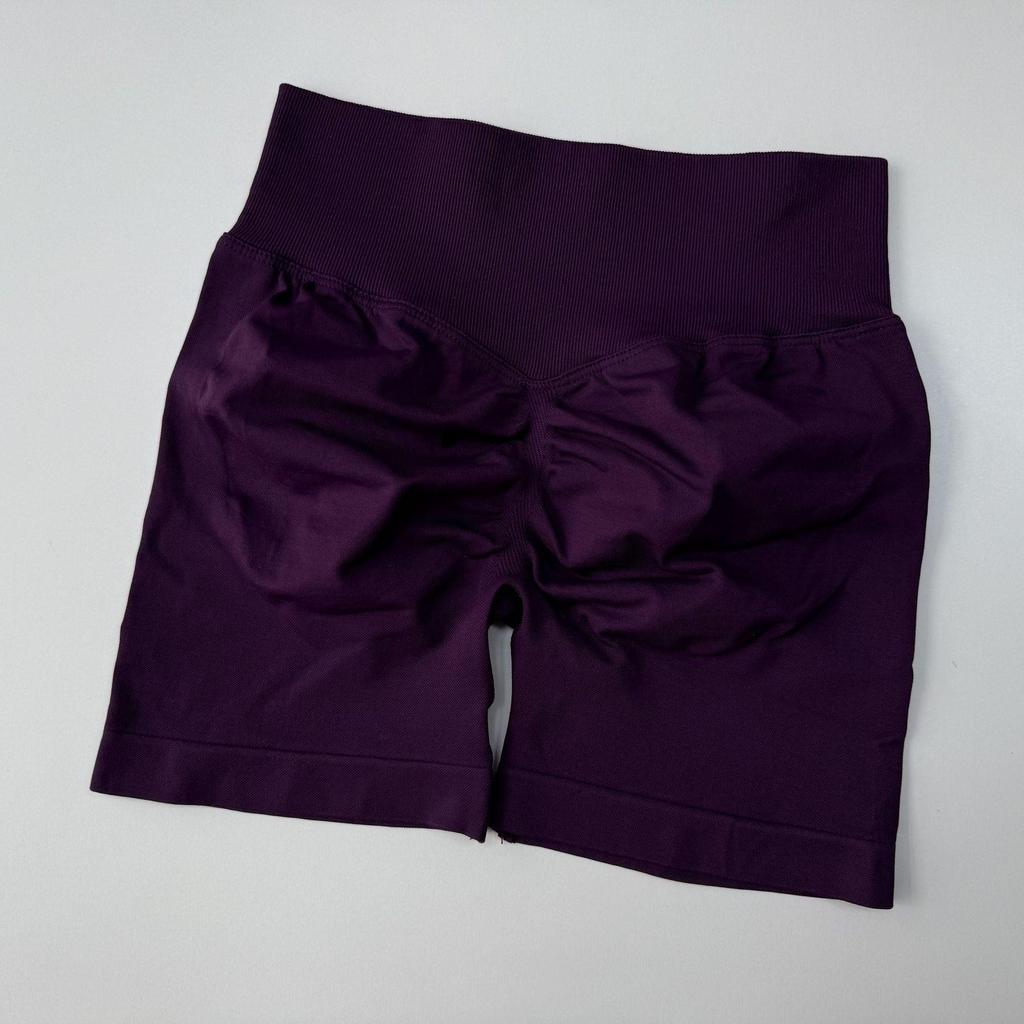 Women's High-Waist Quick-Dry Seamless Yoga Shorts with Peach-Lifting Design