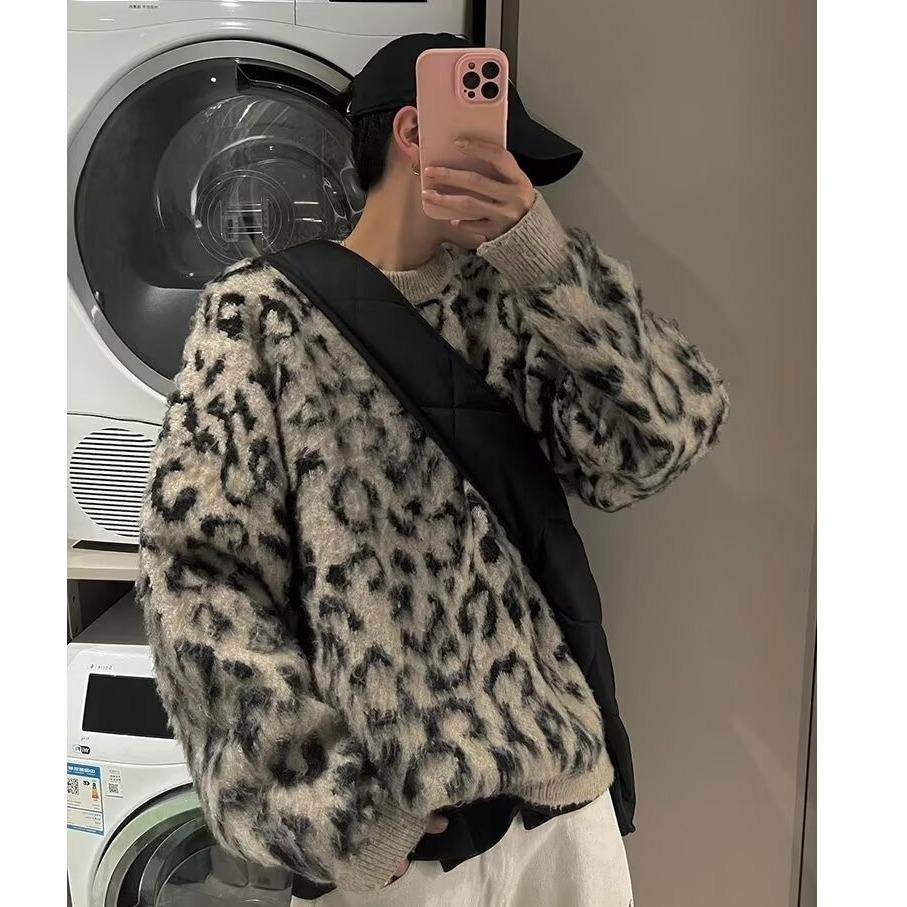Unisex retro pletený svetr s leopardím vzorem: Hipster Cool Svetr s kulatým výstřihem a plyšovým mořským koníkem