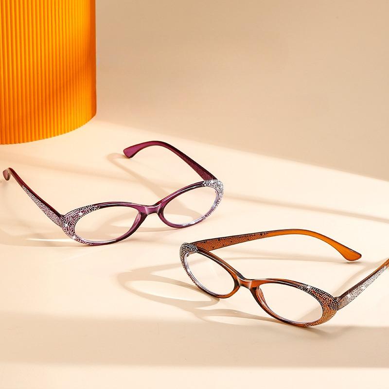 Fashion Diamond Studded High Definition Anti Blue Light Reading Glasses Women Ultra Light Comfortable Presbyopia Eyeglasses