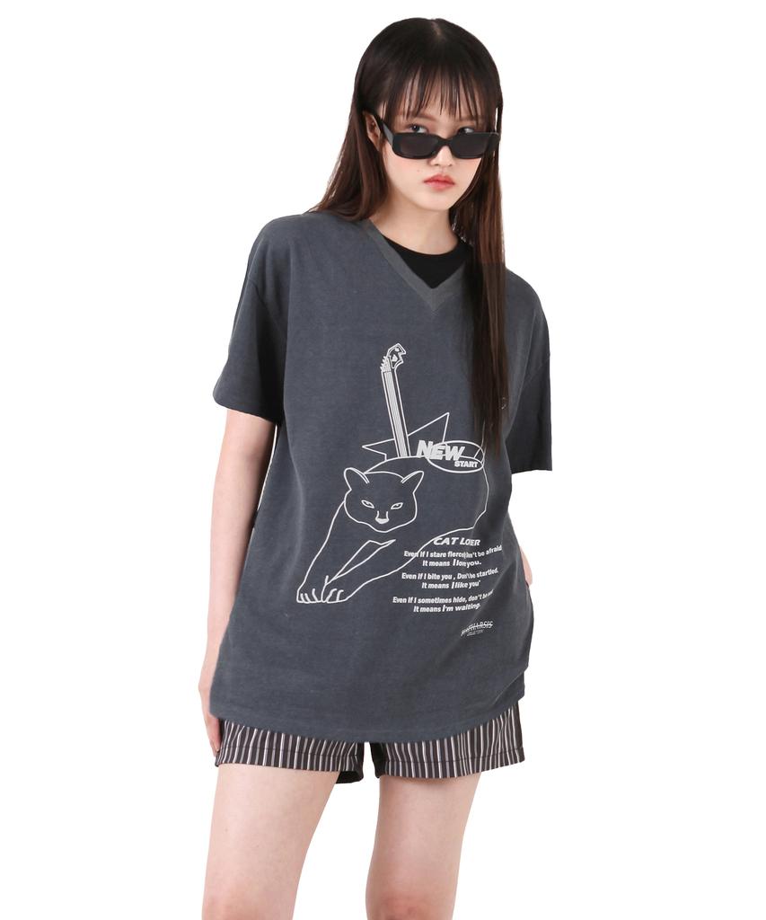 KATHARSIS Cat Lover V-Neck T-Shirt Charcoal One Size