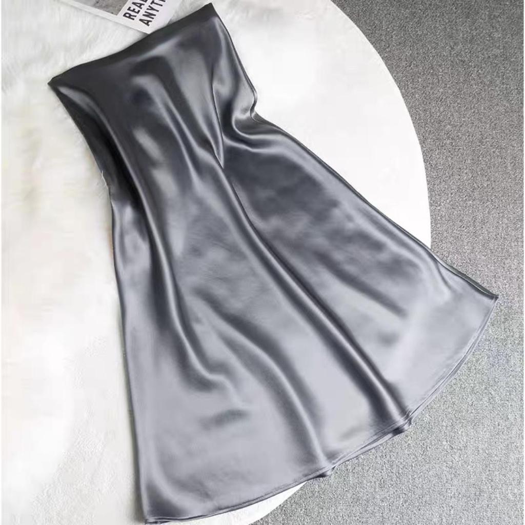 Acetic Acid Fabric Slimming Midi Skirt for Petite Women, A-Line, Mature, Drapey, Lustrous, Elastic Waist
