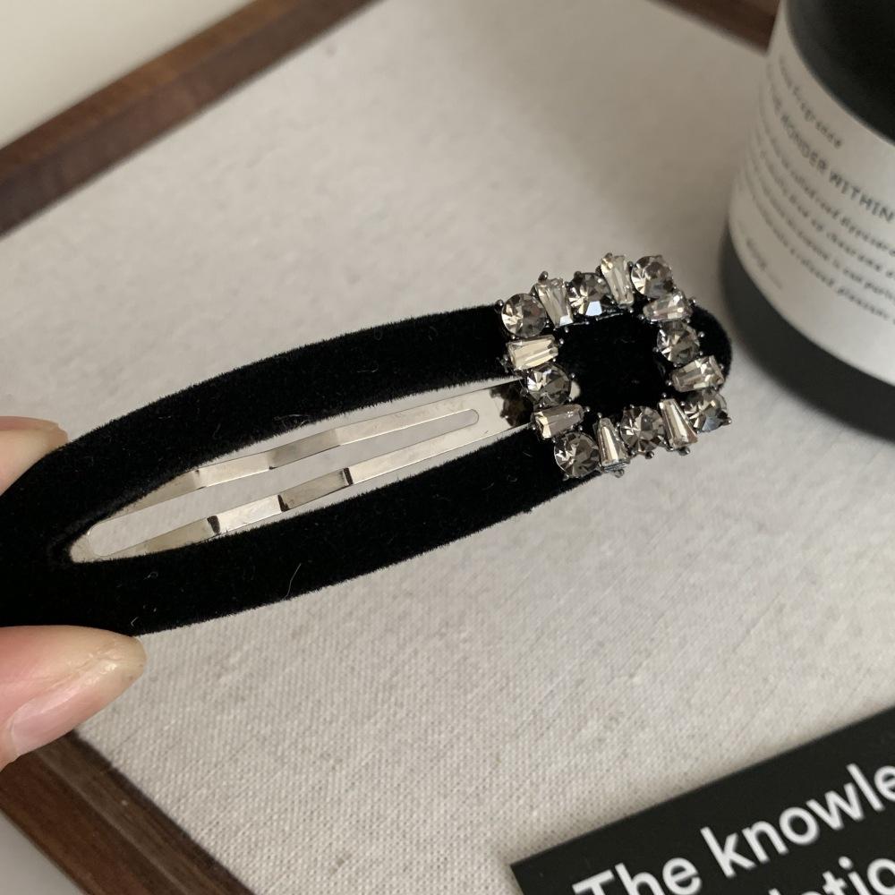 Autumn and Winter Velvet Love Rhinestone Hairpin Feeling Bb Clip Bangs Broken Hair Word Clip Hair Accessories Tide