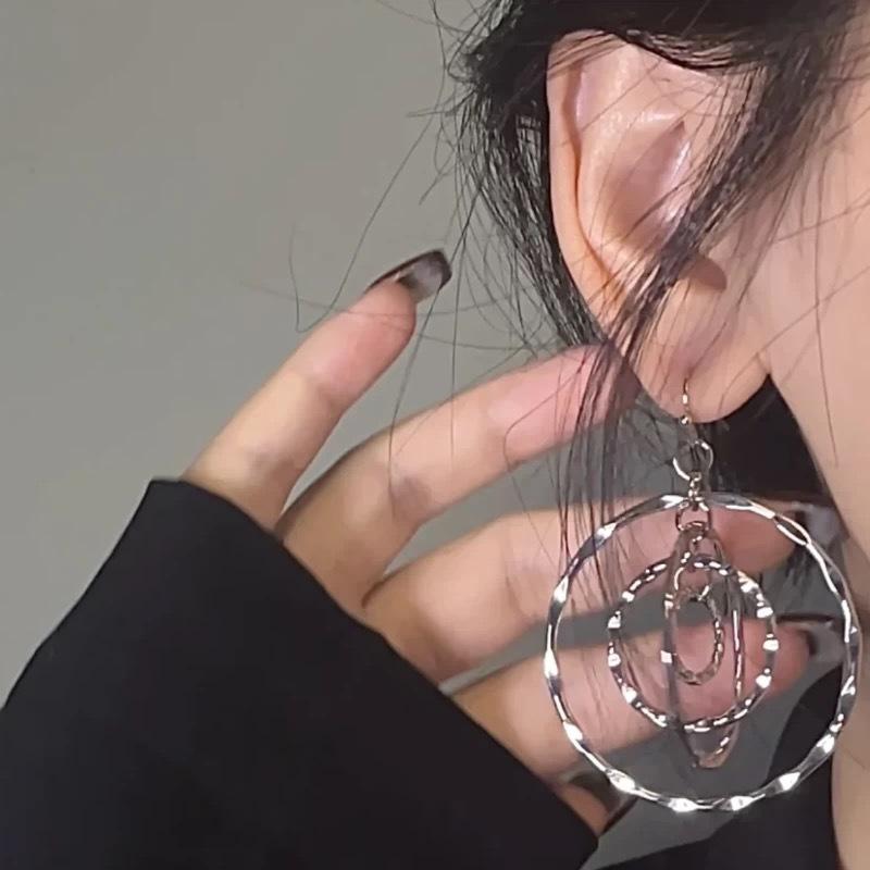 Fashion Exaggerated Sweet Cool Hot Girl Style Retro Earrings Female, Cold Wind Geometric Circle Multi-layer Hammer Earrings Earrings