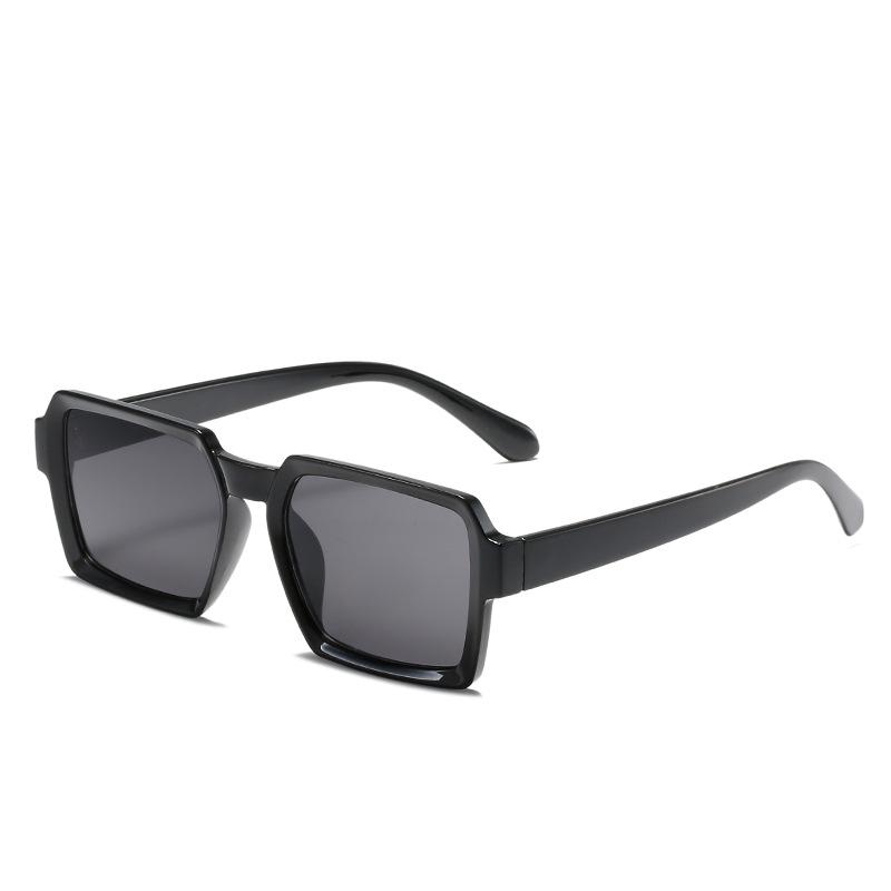 

Trendy Retro Rectangle Sunglasses: Unisex European-American Street Style New