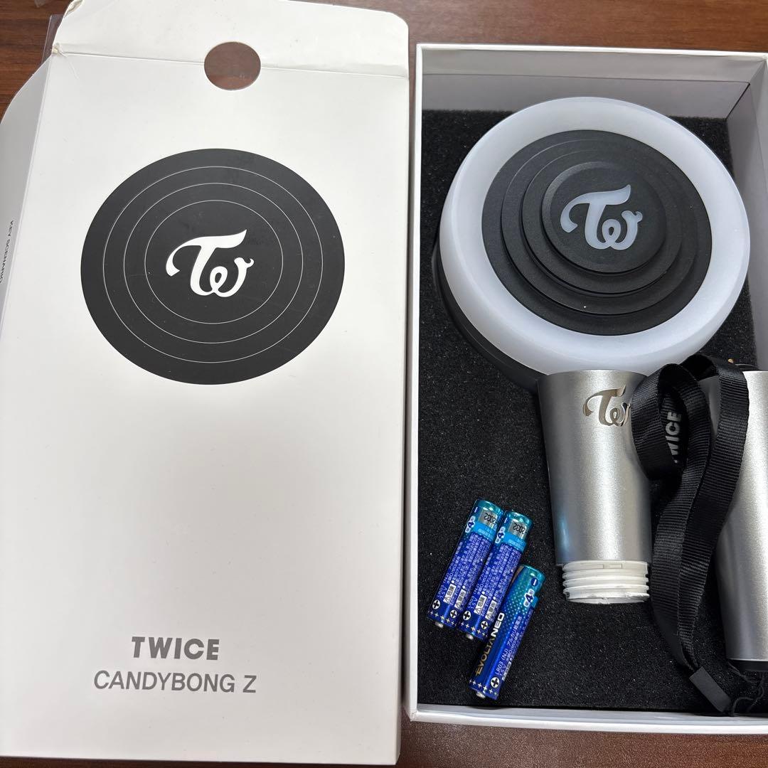 

[Б/У] TWICE CANDYBONG Z (серебристой лентой)